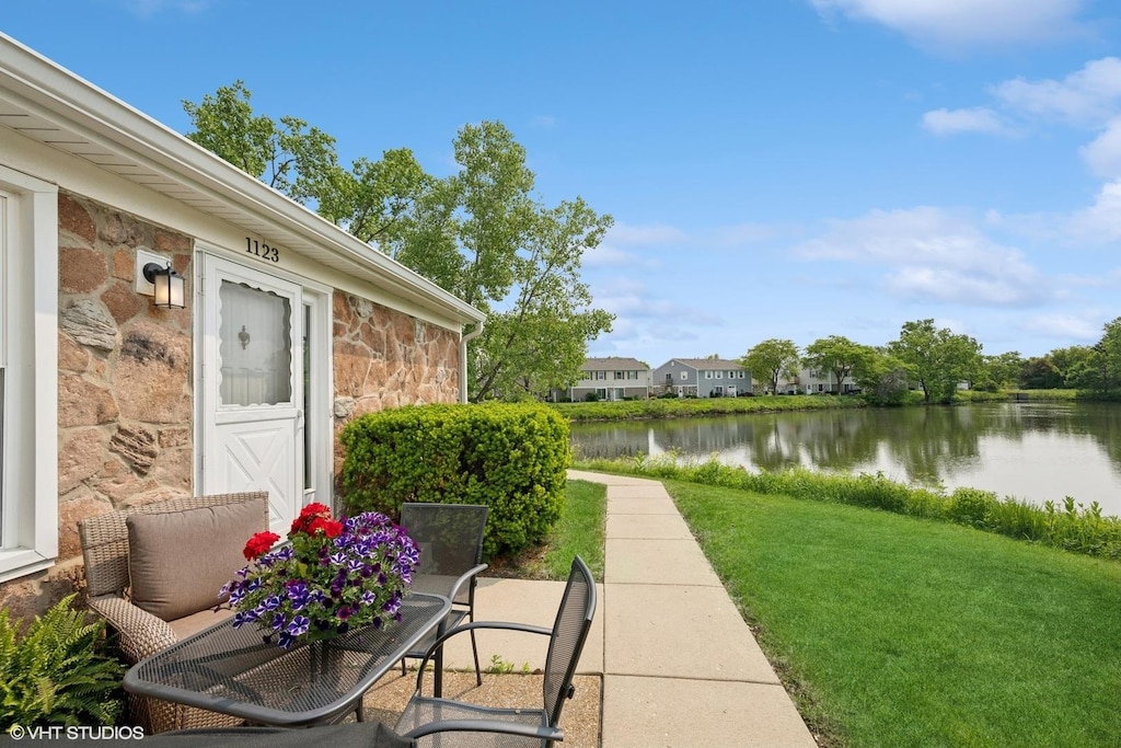 1123 Boston Hbr, Schaumburg, IL 60193 - photo 1