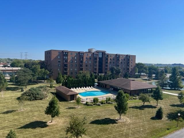 1717 W Crystal Ln Unit 310, Mount Prospect, IL 60056 - bird's eye view of a pool area