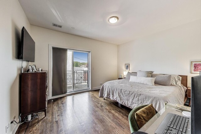 2120 W Rice St Unit 3, Chicago, IL 60622 - bedroom featuring wood finished floors and baseboards