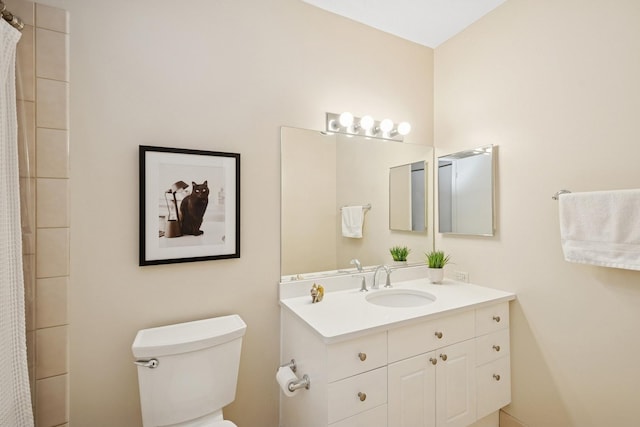 512 N Mcclurg Ct Unit 1009, Chicago, IL 60611 - bathroom featuring vanity, toilet, and curtained shower