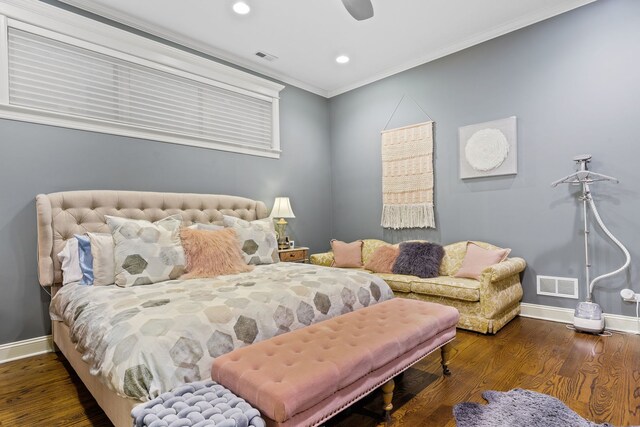 663 W Wellington Ave Unit 1, Chicago, IL 60657 - bedroom with baseboards, crown molding, recessed lighting, wood finished floors, and a ceiling fan