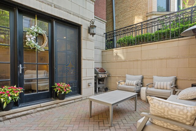 663 W Wellington Ave Unit 1, Chicago, IL 60657 - view of patio / terrace with a grill