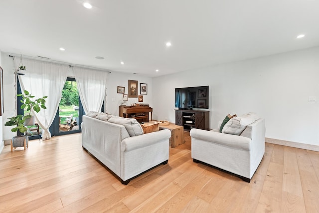 3N544 Bittersweet Rd, Saint Charles, IL 60175 - living room featuring light wood-style flooring and recessed lighting