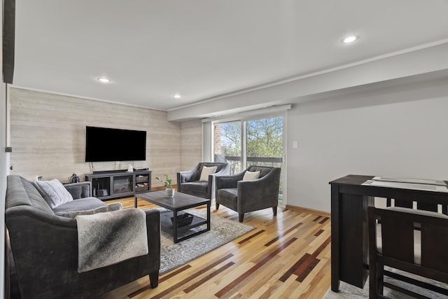 990 Perrie Dr Unit 201, Elk Grove Village, IL 60007 - living room with baseboards, an accent wall, recessed lighting, light wood-type flooring, and wallpapered walls