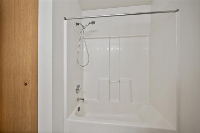 249 Spring Ct, North Aurora, IL 60542 - full bath featuring shower / bath combination