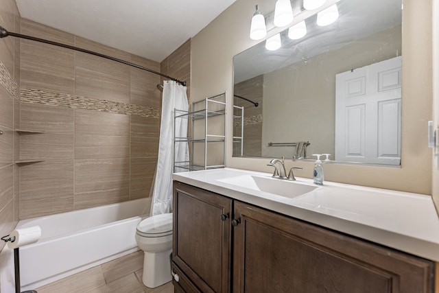 5724 Pierce Ln, South Beloit, IL 61080 - bathroom featuring shower / tub combo, toilet, and vanity