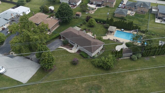 11111 Doogan Ave, Willow Springs, IL 60480 - aerial view of residential area featuring a pool area
