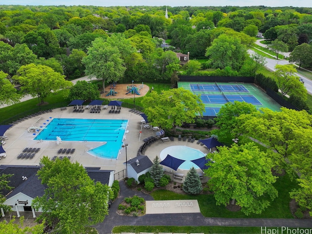 275 Surrey Ln, Barrington, IL 60010 - bird's eye view of a pool