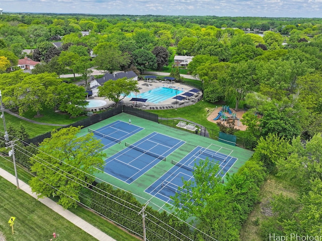 275 Surrey Ln, Barrington, IL 60010 - aerial view of a heavily wooded area and a pool area