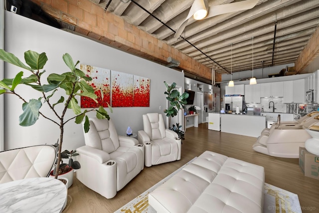 2545 S Dearborn St Unit 405, Chicago, IL 60616 - living area featuring wood finished floors