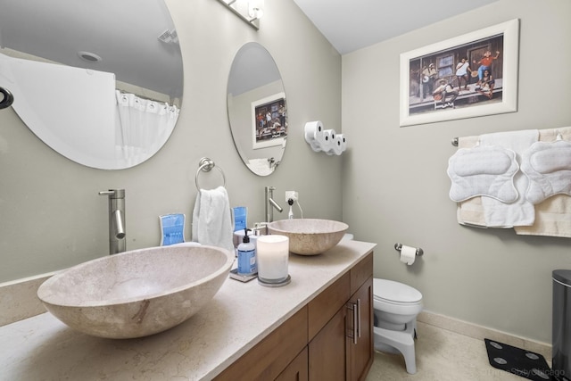 2545 S Dearborn St Unit 405, Chicago, IL 60616 - full bath with double vanity and toilet