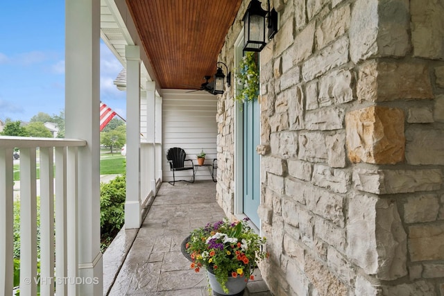 2124 Wicklow Rd, Naperville, IL 60564 - photo 4