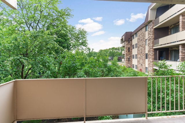 3350 N Carriageway Dr Unit 208, Arlington Heights, IL 60004 - view of balcony