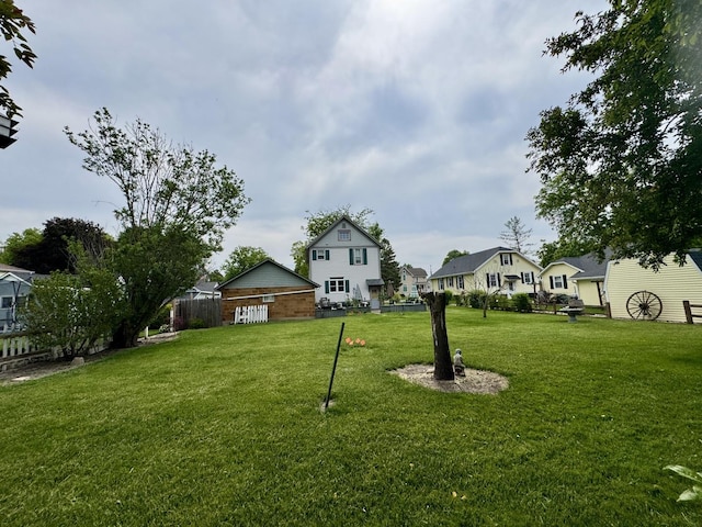 236 S Randolph St, Princeton, IL 61356 - view of yard featuring a residential view