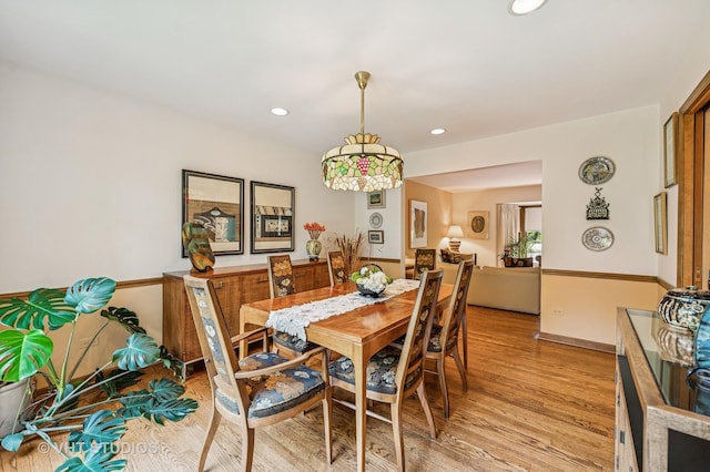 2620 Marian Ln, Wilmette, IL 60091 - dining room featuring light wood-style floors and recessed lighting