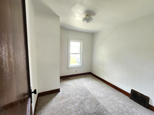 1198 E Bluff St, Marseilles, IL 61341 - unfurnished room with carpet and baseboards