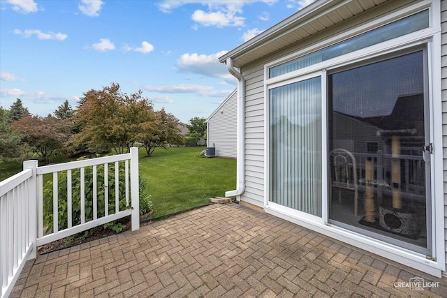 14065 Moraine Hills Dr, Huntley, IL 60142 - view of patio