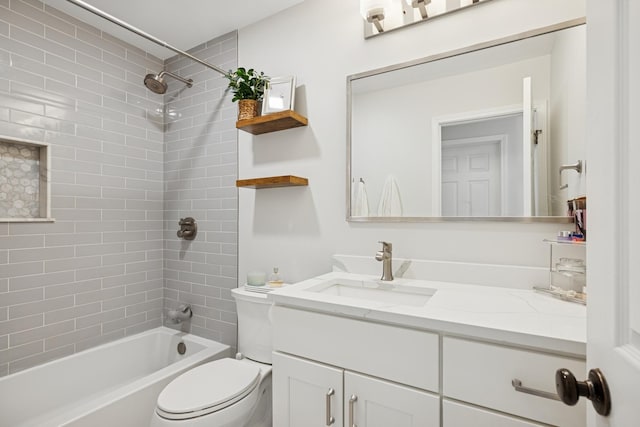 830 E Hillside Ave Unit 830, Barrington, IL 60010 - full bathroom featuring vanity and shower / tub combination