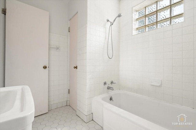 1176 S Maple Ave, Oak Park, IL 60304 - full bathroom with bathtub / shower combination and tile patterned flooring