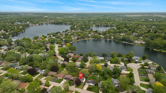 391 Northgate Rd, Lindenhurst, IL 60046 - aerial perspective of suburban area with a large body of water
