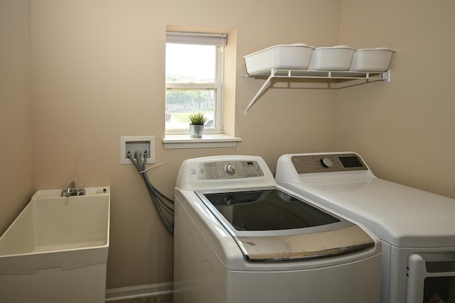 2621 Connolly Ln, West Dundee, IL 60118 - laundry room featuring washing machine and clothes dryer