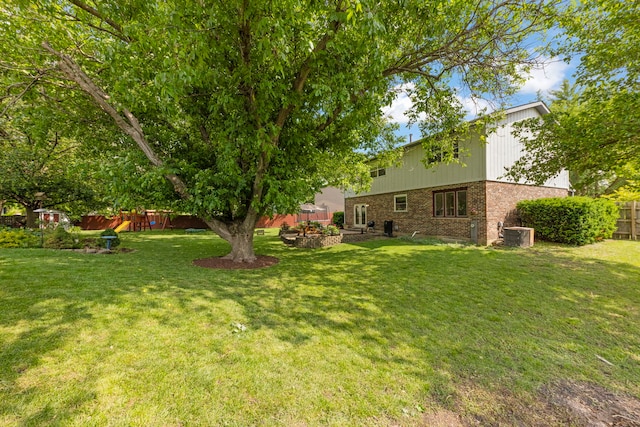 389 Pearson Cir, Naperville, IL 60563 - view of yard featuring a playground