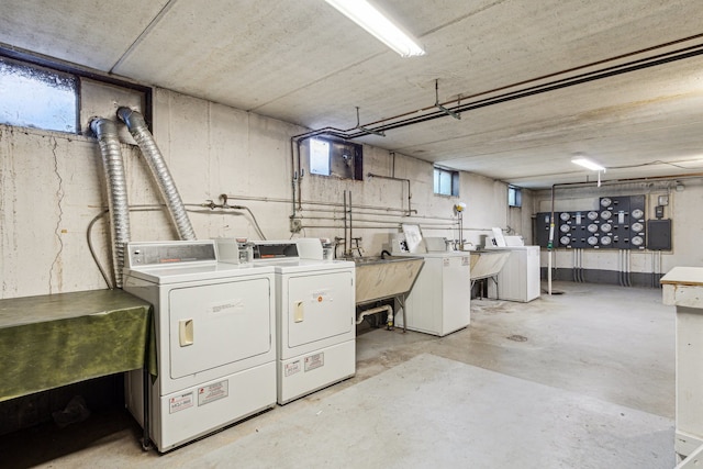 241 Northway Park Rd Unit 10, Machesney Park, IL 61115 - laundry area with washing machine and clothes dryer and healthy amount of natural light