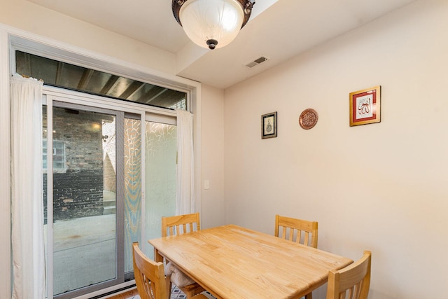 3134 S Morgan St, Chicago, IL 60608 - view of dining space