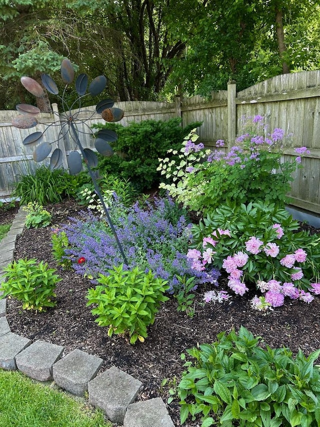 1505 Lita Ave, Deerfield, IL 60015 - view of yard