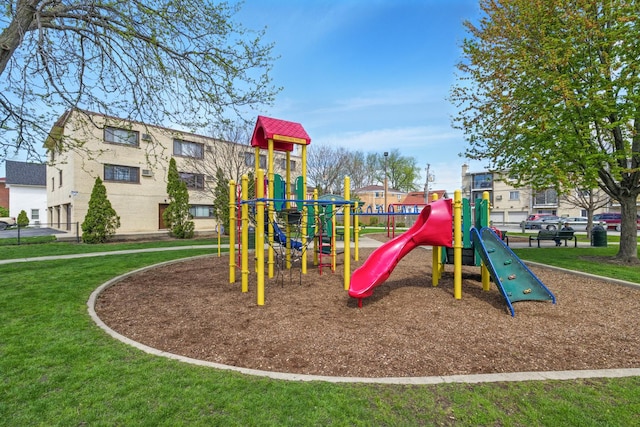 1258 Brown St Unit 204, Des Plaines, IL 60016 - community playground with a yard