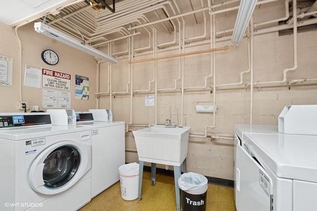 1137 Leavitt Ave Unit 118, Flossmoor, IL 60422 - laundry area with washing machine and clothes dryer and light floors