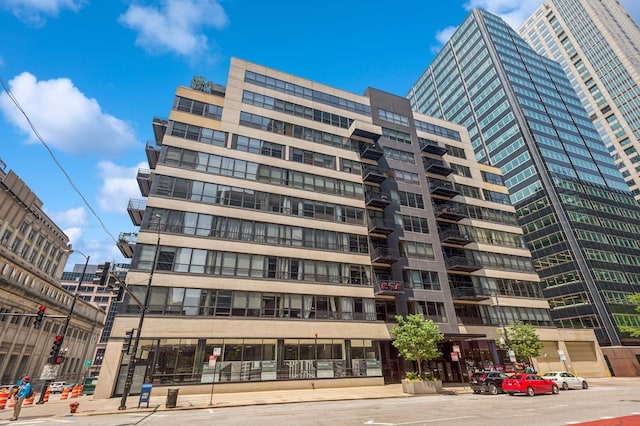 130 S Canal St Unit 210, Chicago, IL 60606 - view of property