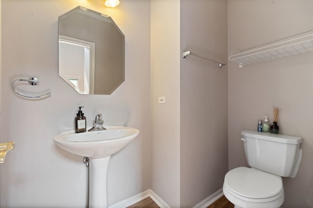 390 Jamestown Ct, Aurora, IL 60502 - bathroom featuring toilet