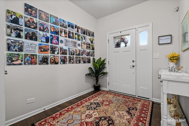 1285 Highpoint Ct, Bartlett, IL 60103 - entryway with dark wood-style floors and baseboards