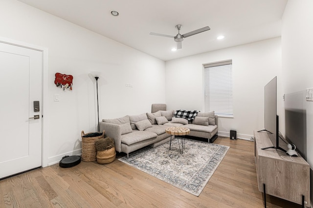 1407 N Bosworth Ave, Chicago, IL 60642 - living room featuring light wood-type flooring, a ceiling fan, recessed lighting, and baseboards