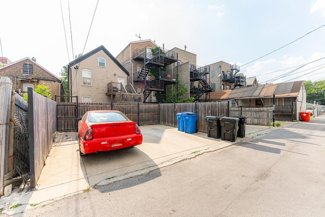 1407 N Bosworth Ave, Chicago, IL 60642 - view of car parking
