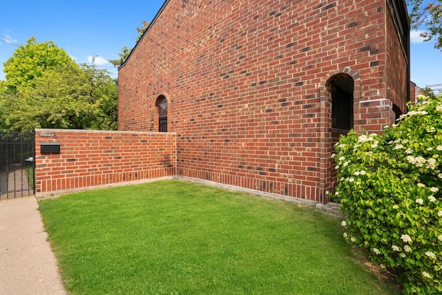 924 S May St, Chicago, IL 60607 - view of home's exterior with brick siding