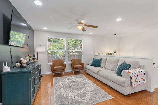 131 Bristol Ln Unit 2, Wood Dale, IL 60191 - living room featuring a ceiling fan, recessed lighting, light wood-style floors, and baseboards