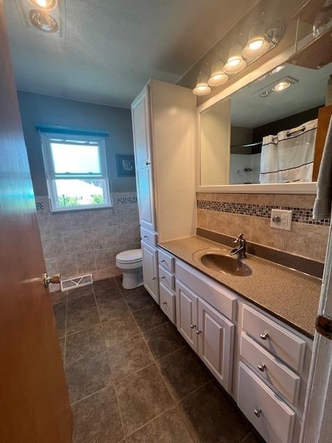 211 Koch Dr, Genoa, IL 60135 - photo 16