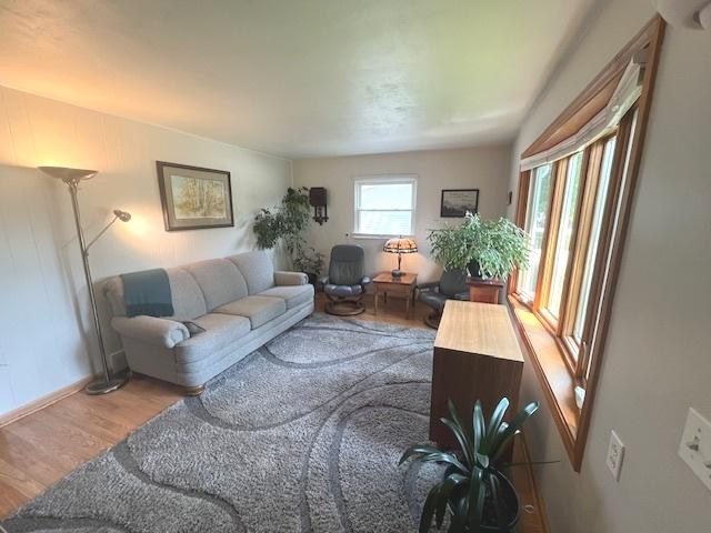 211 Koch Dr, Genoa, IL 60135 - photo 7