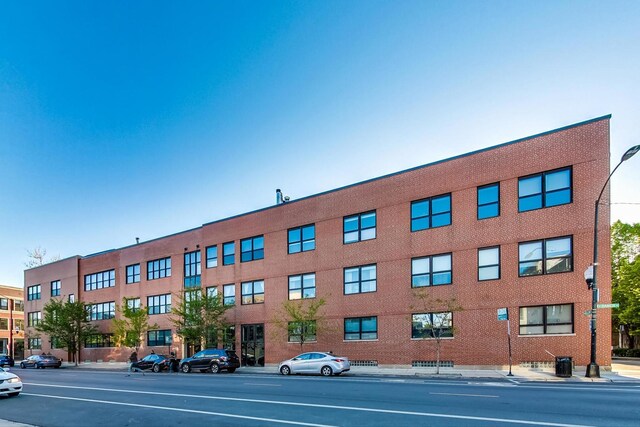1728 N Damen Ave Unit 215, Chicago, IL 60647 - photo 2