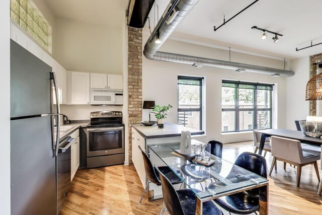 1728 N Damen Ave Unit 215, Chicago, IL 60647 - photo 14