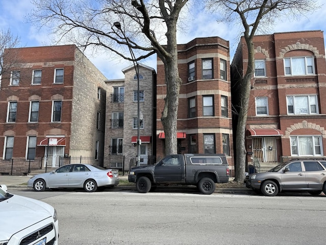 310 W 24th Pl, Chicago, IL 60616