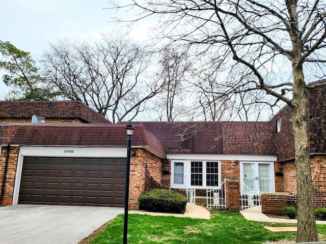 17W755 Lowell Ln, Villa Park, IL 60181 - photo 1