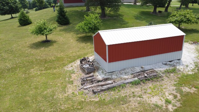 1897 N 2500 E Rd, Watseka, IL 60970 - view of pole building featuring a yard