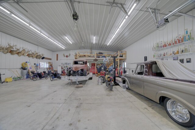 1897 N 2500 E Rd, Watseka, IL 60970 - view of garage