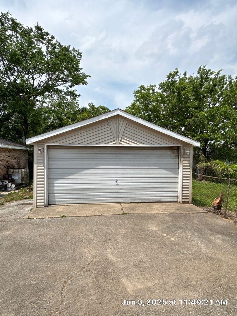 16112 Cicero Ave, Oak Forest, IL 60452 - photo 2