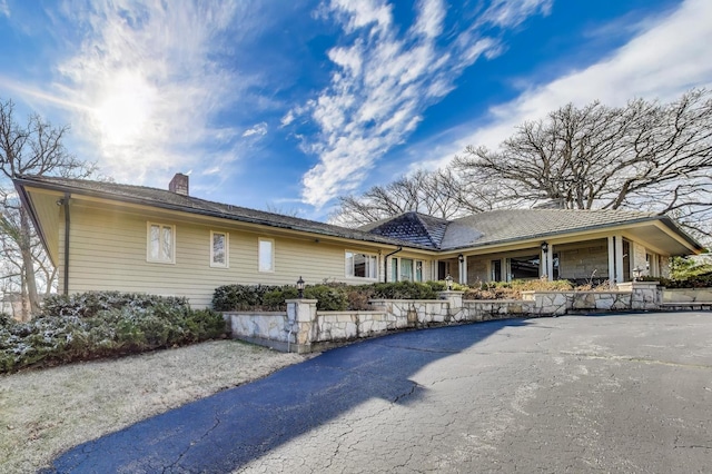 6500 Shady Ln, Burr Ridge, IL 60527