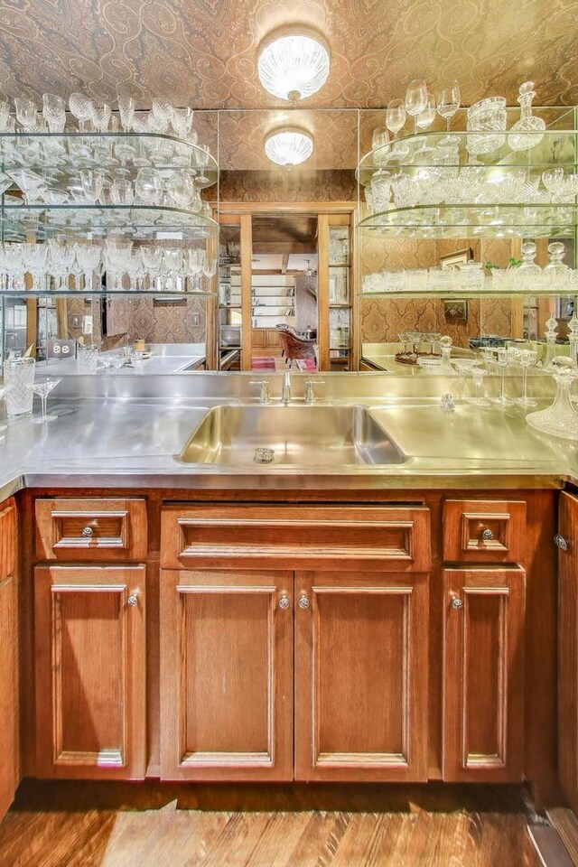 6500 Shady Ln, Burr Ridge, IL 60527