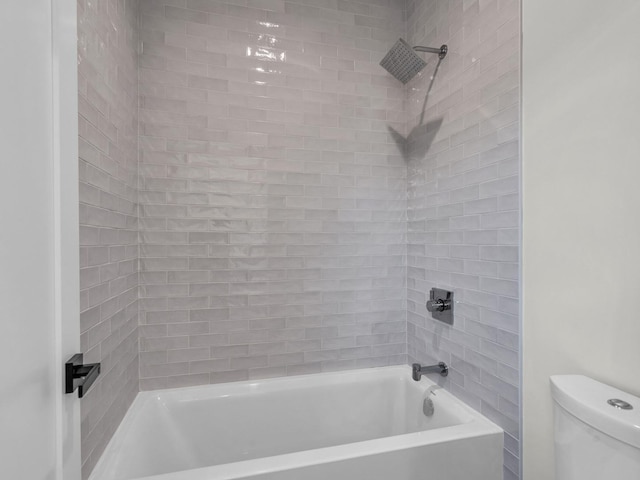 4845 N Mcvicker Ave, Chicago, IL 60630 - bathroom featuring toilet and shower / bath combination